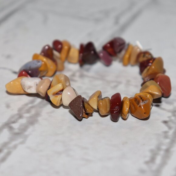 Beautiful mixed natural stone bracelet 7" - Picture 1 of 5
